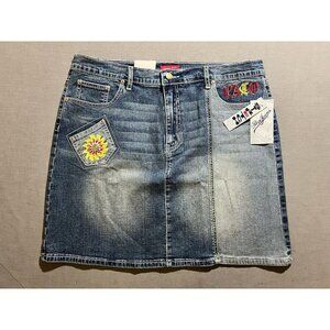 Vintage Paco Jeans Skirt Women’s Juniors 15 Blue Denim Stretch Embroidered Girls